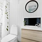 2 Bedroom Awesome In