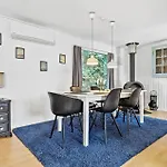 2 Bedroom Awesome In Feriehus *