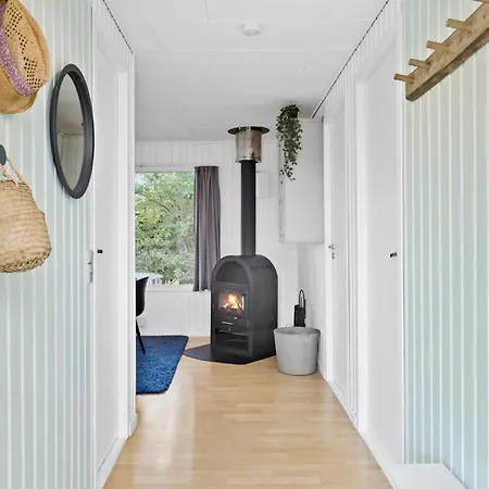 2 Bedroom Awesome In Farsø