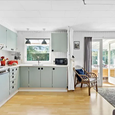 2 Bedroom Awesome In