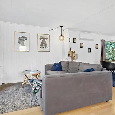 Holiday home 2 Bedroom Awesome In Farso