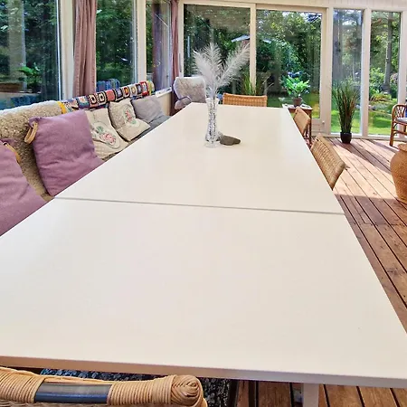 2 Bedroom Awesome In *