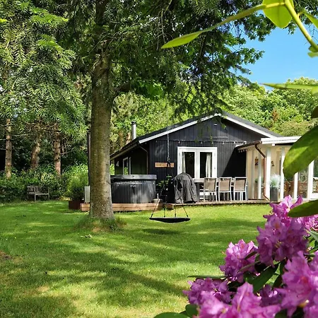 Feriehus 2 Bedroom Awesome In
